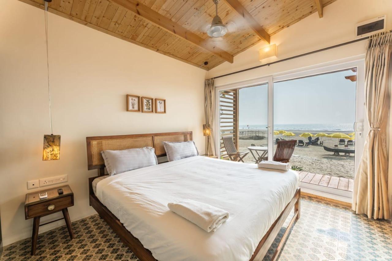 Morii By The Sea - Morjim Beach Exterior photo